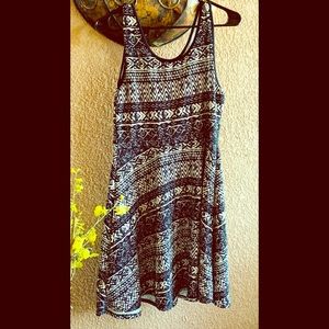 EVERY 1 - Junior Sleeveless Black & White Dress